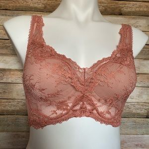 Victoria’s Secret lace top bra 🎀